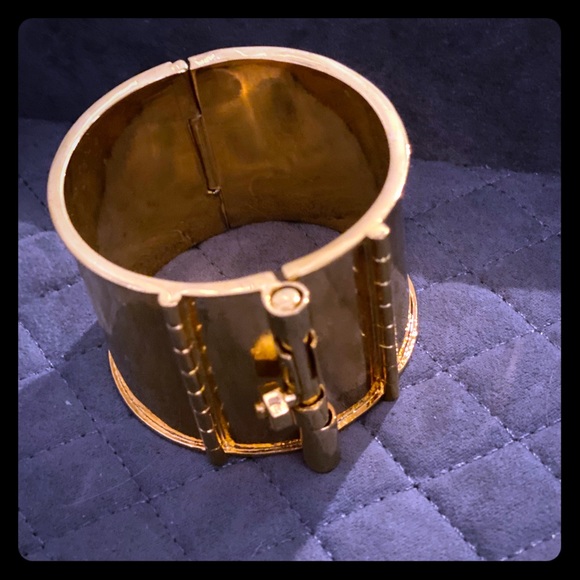 CC Skye Gold Cuff Bracelet - Picture 1 of 3